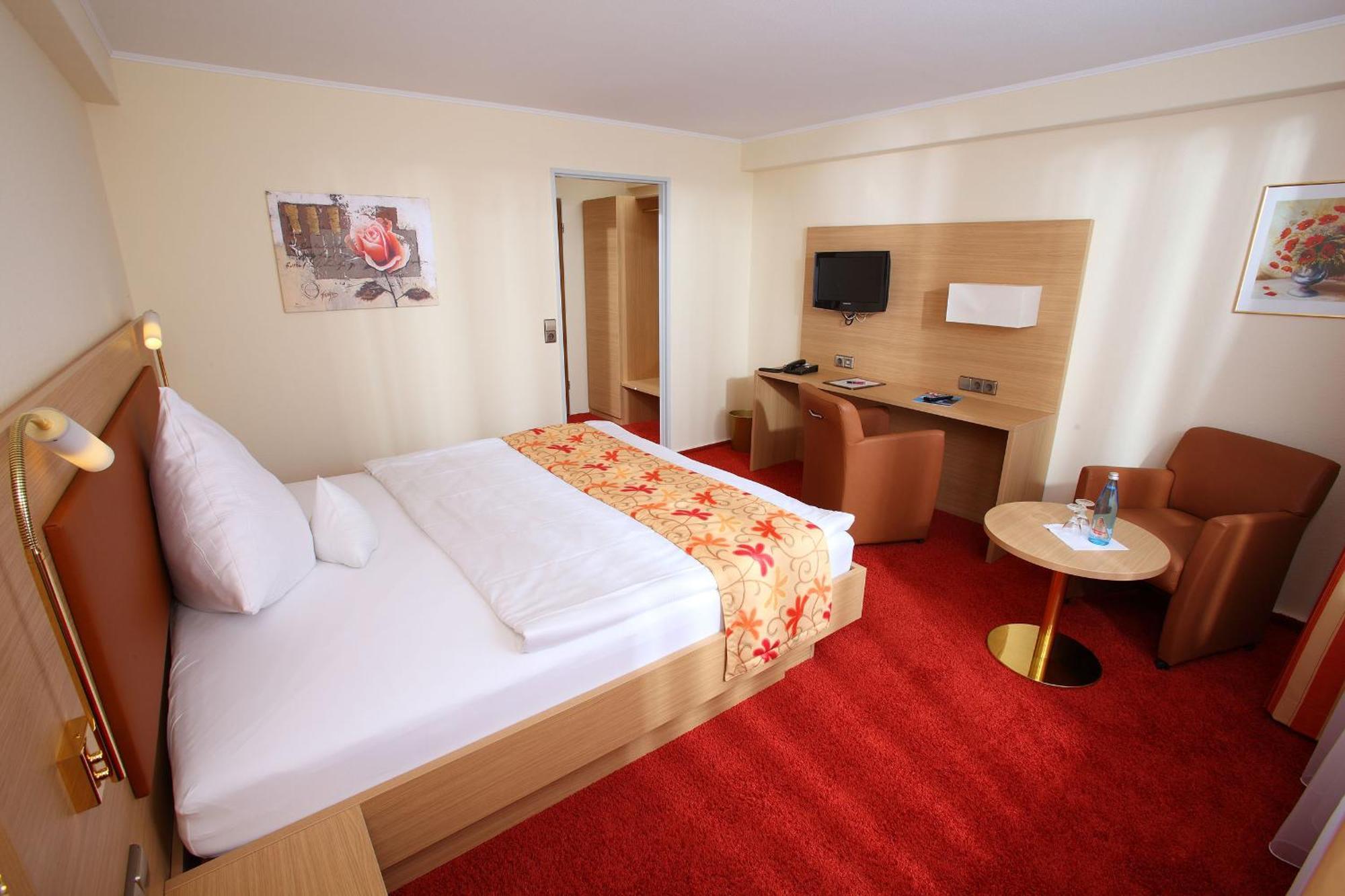 Hotel Schwanen Kehl Екстер'єр фото