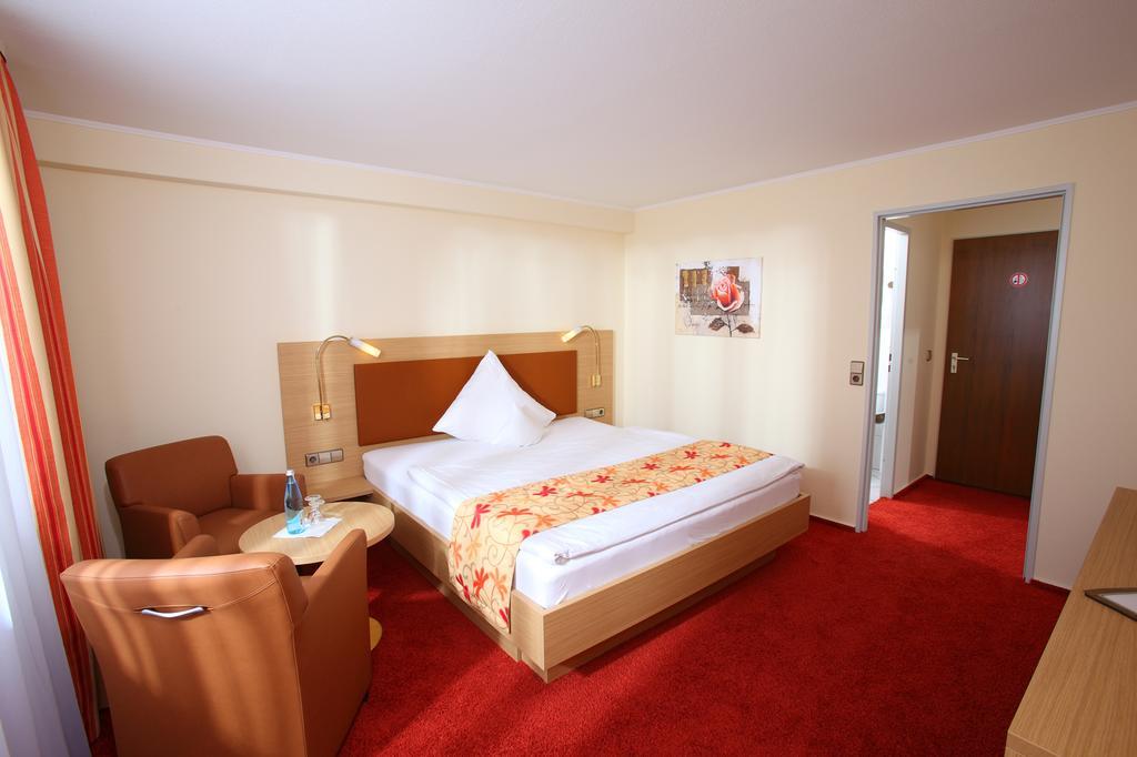 Hotel Schwanen Kehl Екстер'єр фото